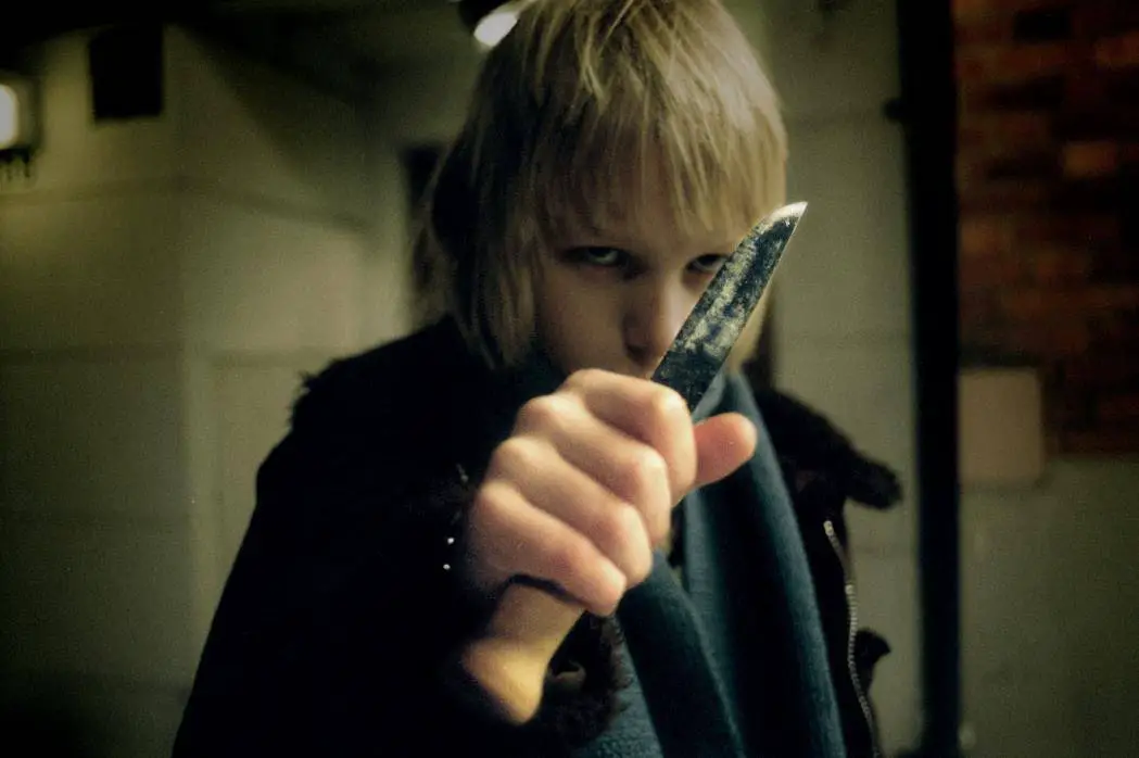 Let The Right One In (2008) screenshot