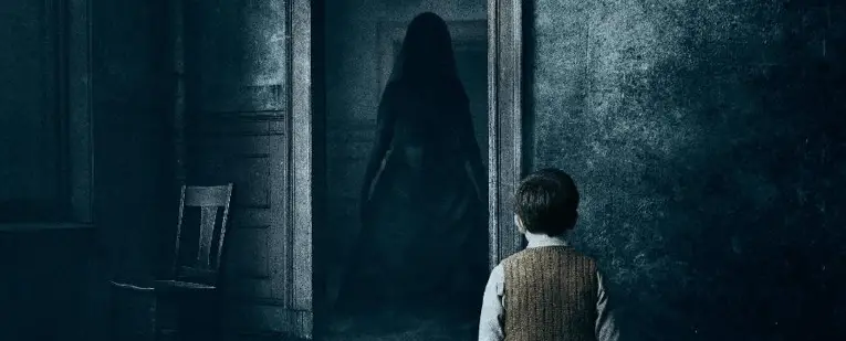 The Woman in Black (2012) screenshot