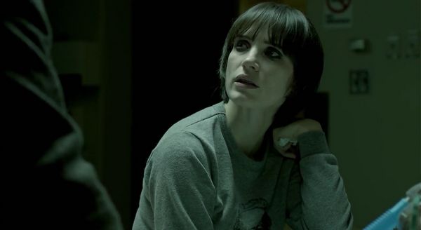 Mama (2013) screenshot