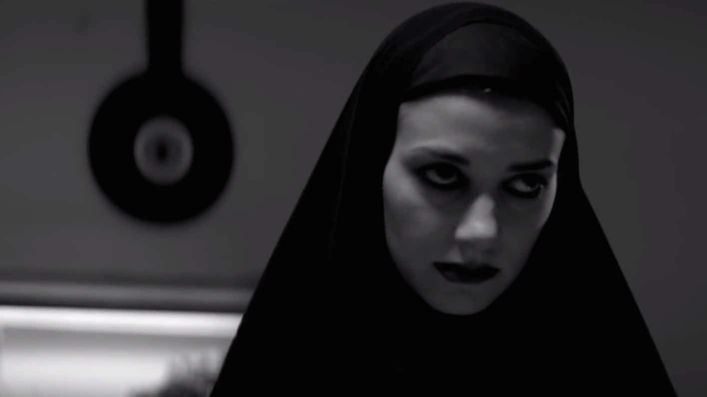 A Girl Walks Home Alone at Night (2014) screenshot