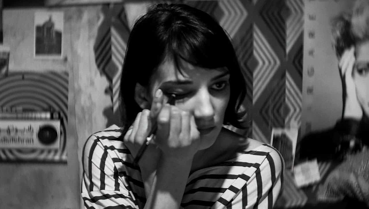 A Girl Walks Home Alone at Night (2014) screenshot