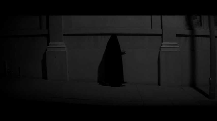 A Girl Walks Home Alone at Night (2014) screenshot