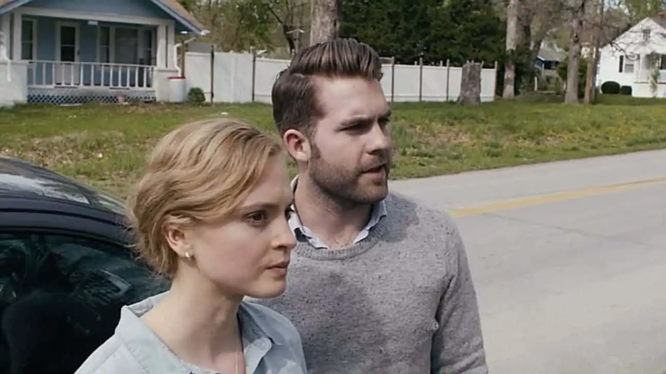 The House on Pine Street (2015) screenshot