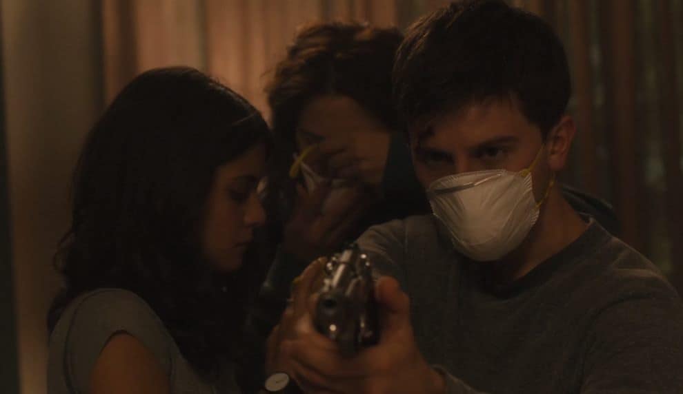 Viral (2016) screenshot