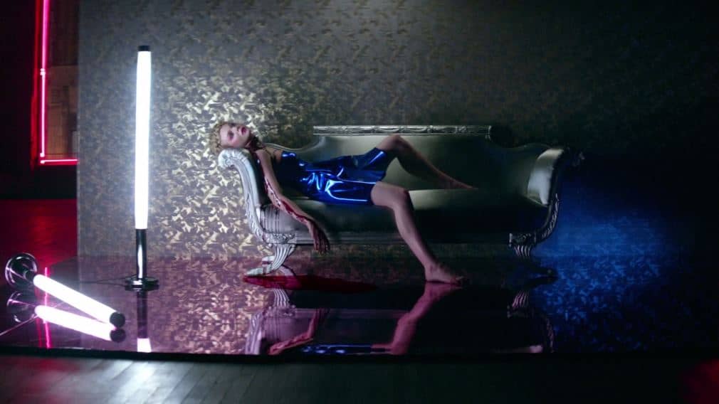 The Neon Demon (2016) screenshot