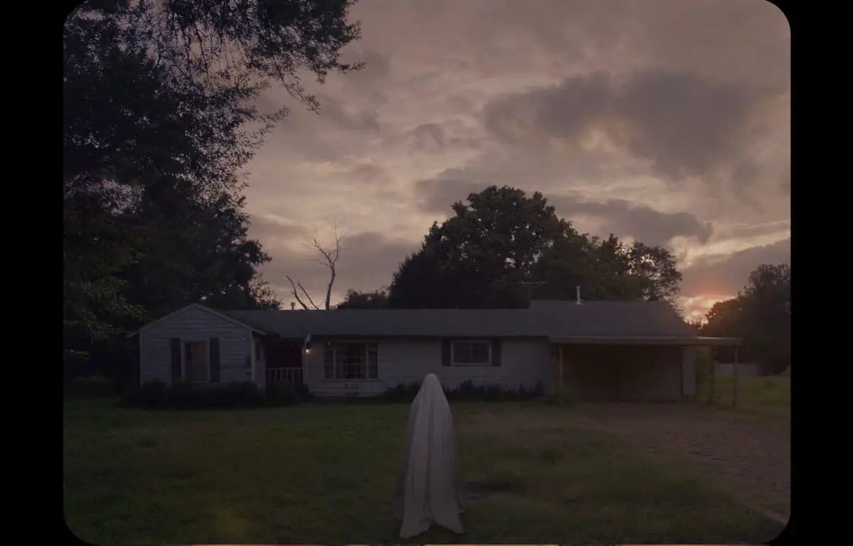 A Ghost Story (2017) screenshot