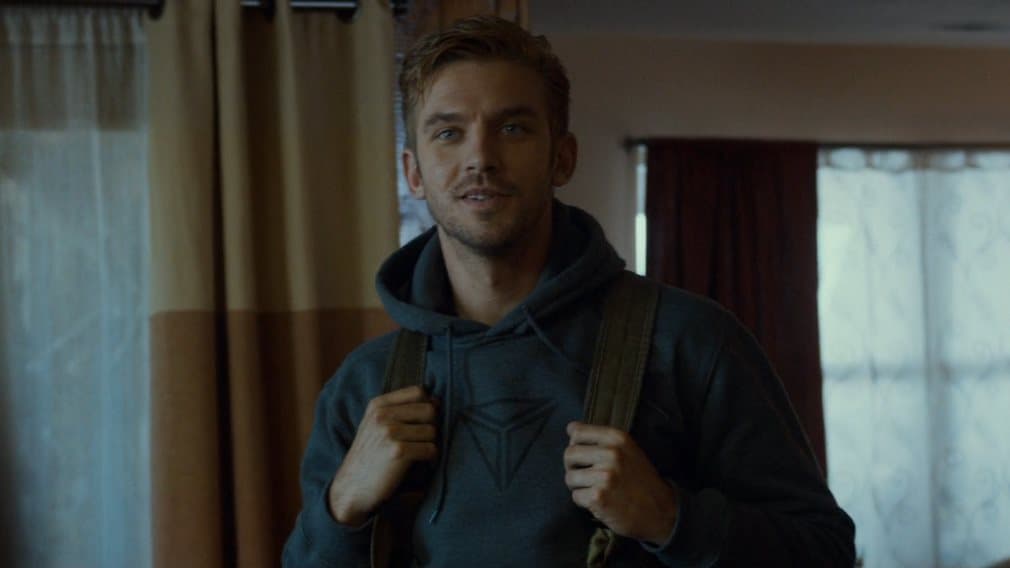 The Guest (2014) screenshot