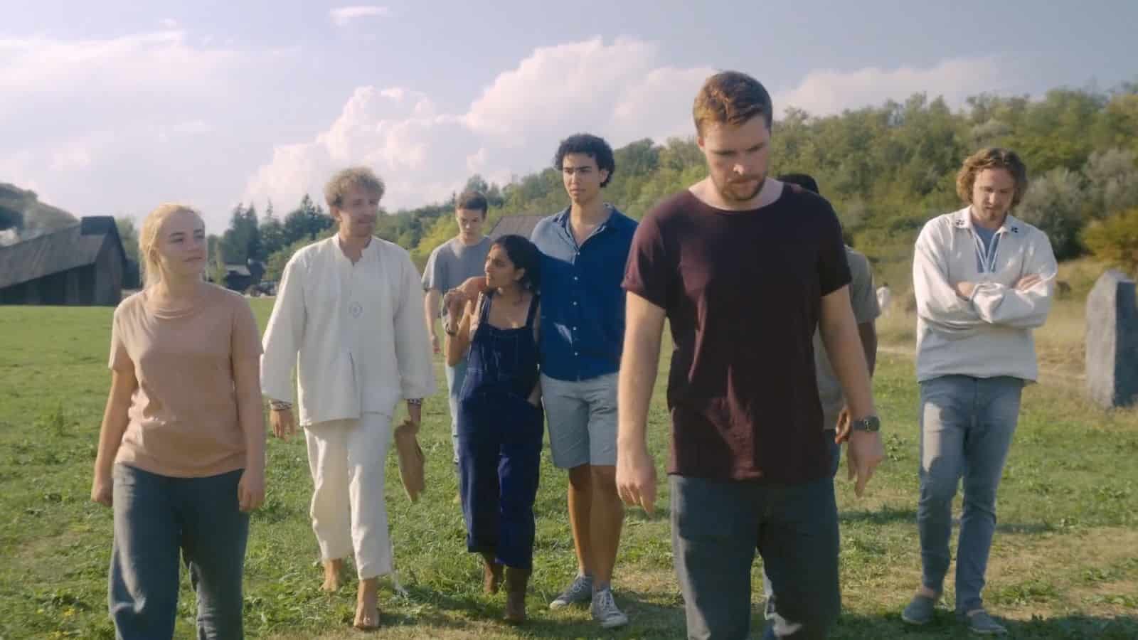 Midsommar (2019) screenshot