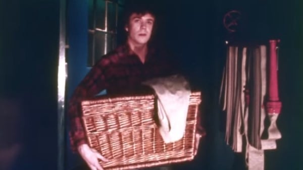 Basket Case (1982) screenshot