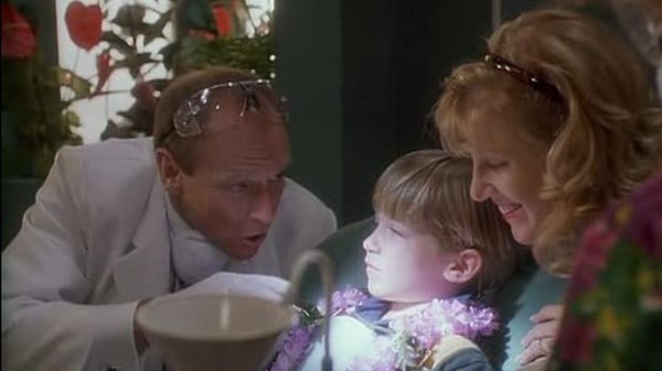 The Dentist (1996) screenshot