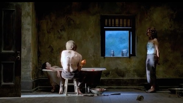 The Cell (2000) screenshot