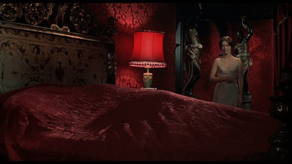 The Legend of Hell House (1973) screenshot