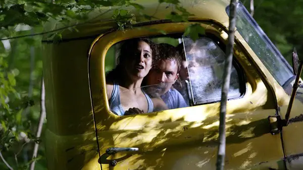 Wrong Turn (2003) screenshot