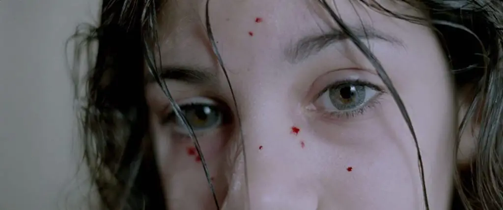 Let the Right One In (2008) screenshot
