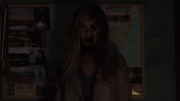 Midnight Mass (Season 1) screenshot